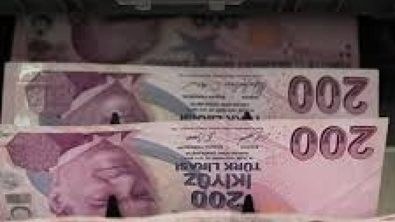 Foto - Her dediği çıkıyordu: Yeni en düşük emekli maaşını canlı yayında Türkiye'ye duyurdu