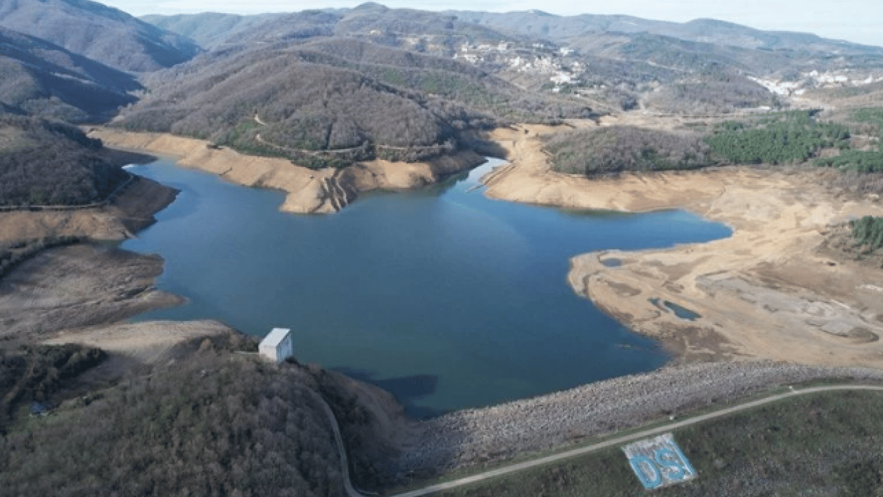 Foto - Her gün 9 saat kesinti olacak! O barajda 15 günlük su kaldı