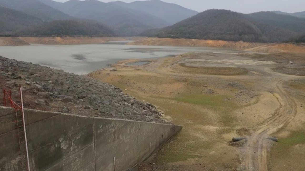 Foto - Her gün 9 saat kesinti olacak! O barajda 15 günlük su kaldı
