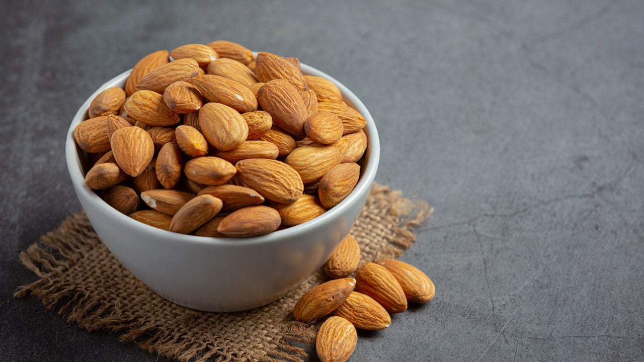 Foto - Her gün tüketenler farkı hissediyor! Badem tüketince vücutta neler oluyor?