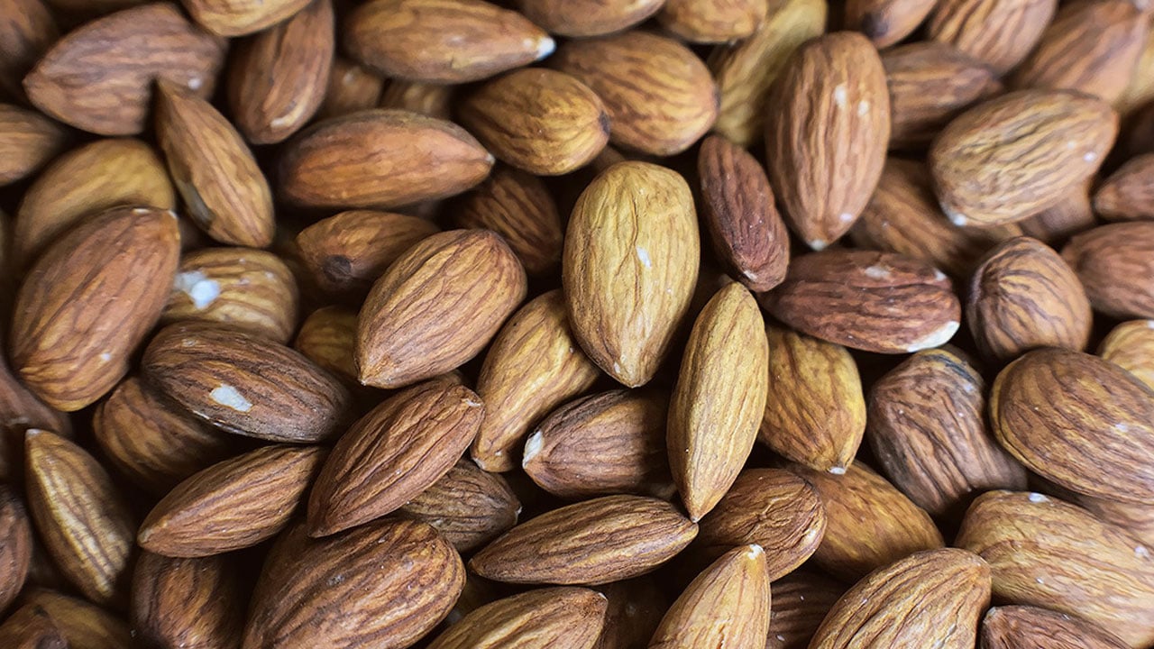Foto - Her gün tüketenler farkı hissediyor! Badem tüketince vücutta neler oluyor?
