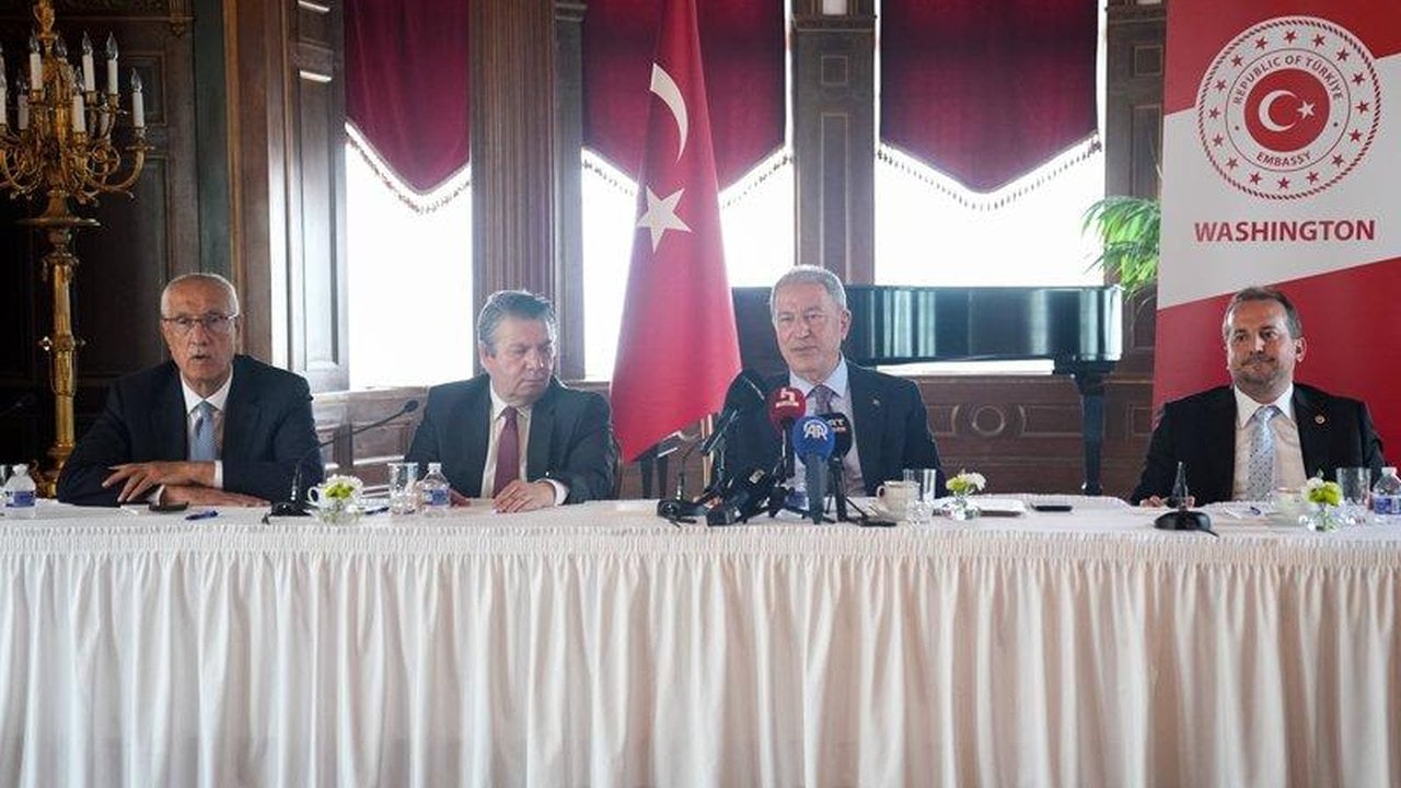 Foto - Her kafadan bir ses çıkıyordu! S-400’lerle ilgili iddialara Hulusi Akar’dan yalanlama