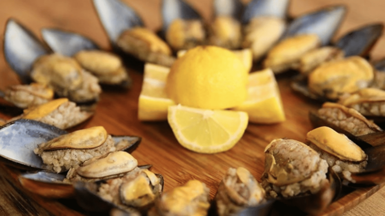 Foto - Her kafadan bir ses çıkıyordu ve uzmanlar "sokak lezzetleri"nde dikkat edilmesi gerekenleri açıkladı 