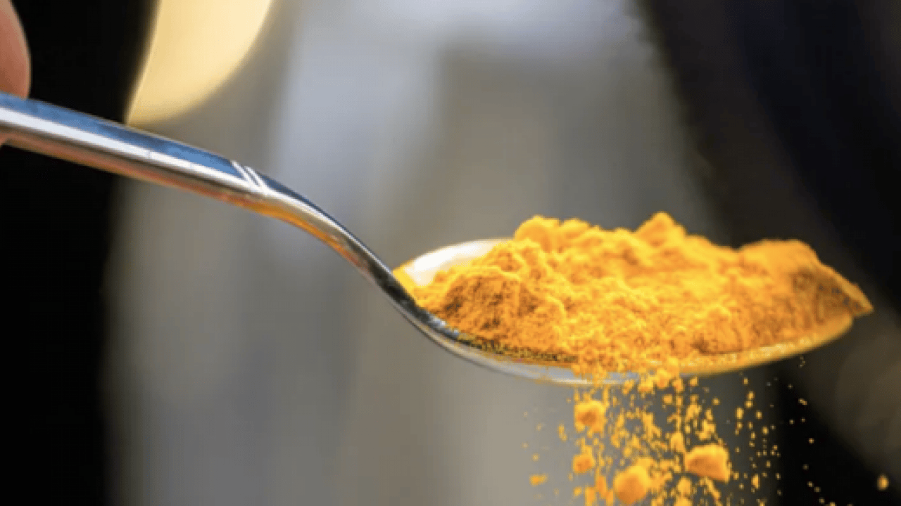 Her sabah bir kaşık tüketmek bile! Tam bir altın mucize!