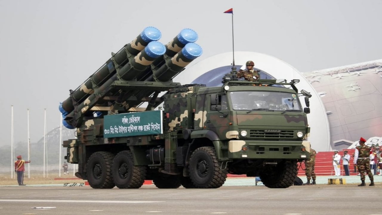 Foto - "Her şey sizin sayenizde" deyip kararlarını duyurdular! Müslüman ülke, Türk silahlarını sahaya sürüyor