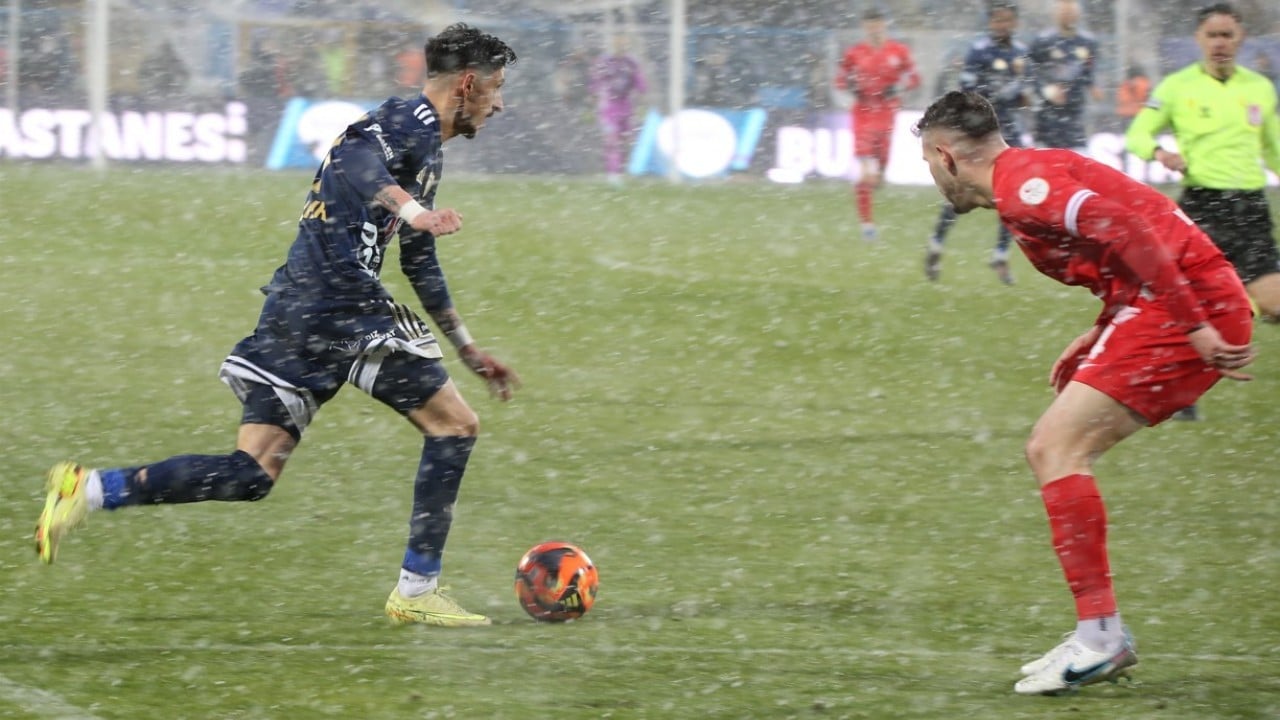 Foto - Her şey transfer yasağı ile başladı! Erzurumspor FK'nin Süper Lig’e uzanan başarı hikâyesi
