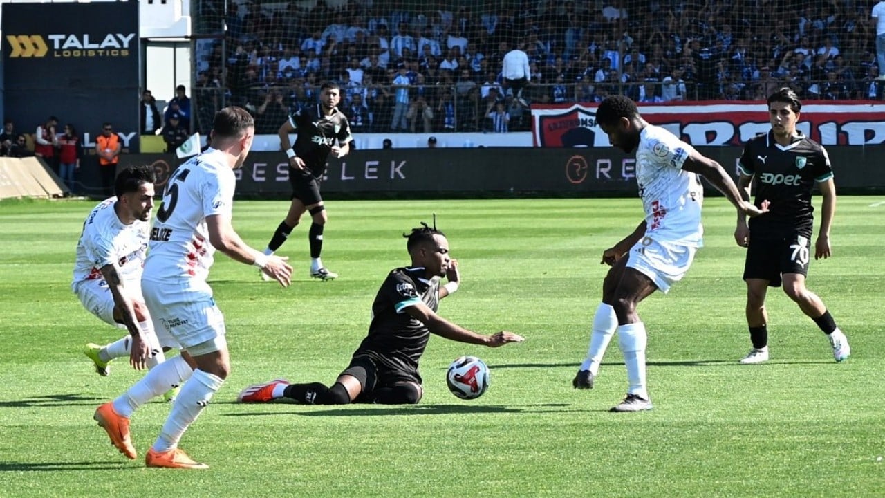 Foto - Her şey transfer yasağı ile başladı! Erzurumspor FK'nin Süper Lig’e uzanan başarı hikâyesi