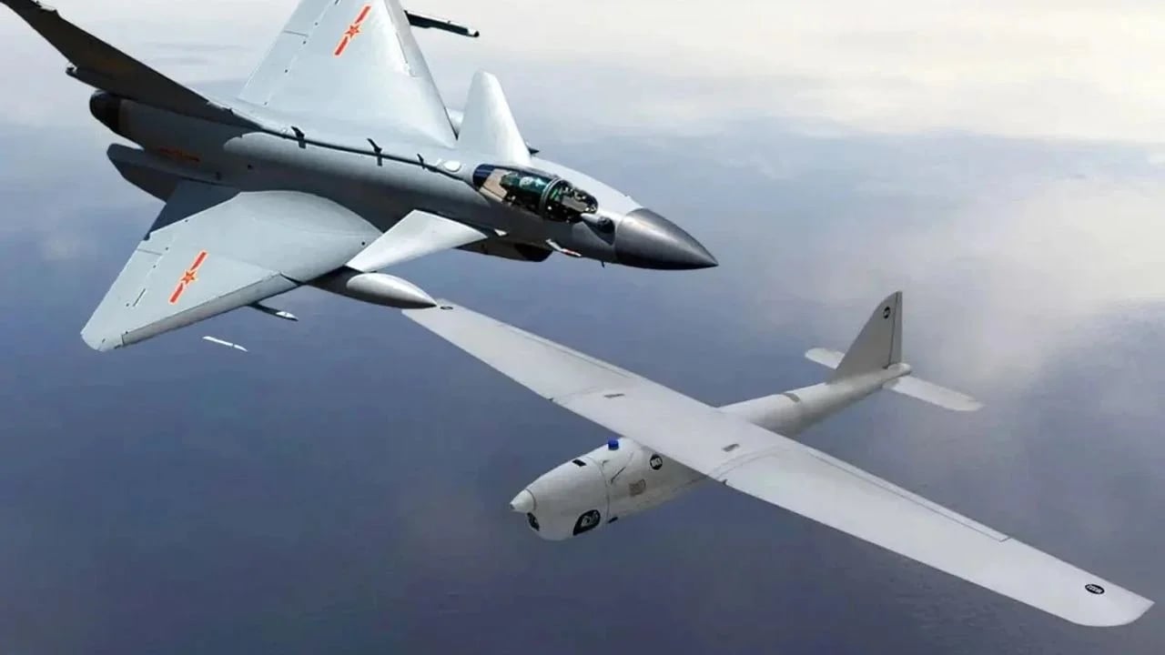 Foto - Herkes ABD İran’ı vuracak mı diye beklerken 400’den fazla İHA ile saldırdılar!