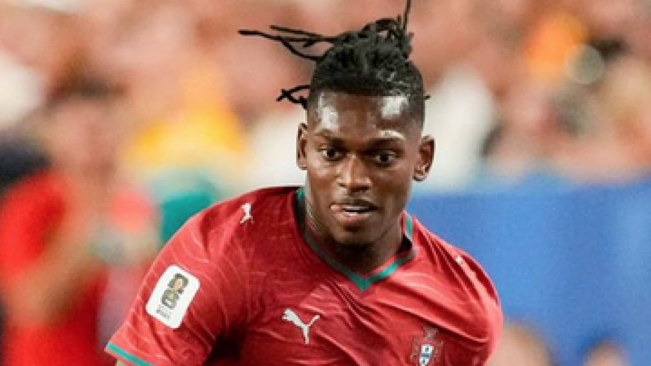 Foto - Taraftarlar bu konuyu merak ediyor: Rafael Leao imza atmaya yakın! Fenerbahçe mi?