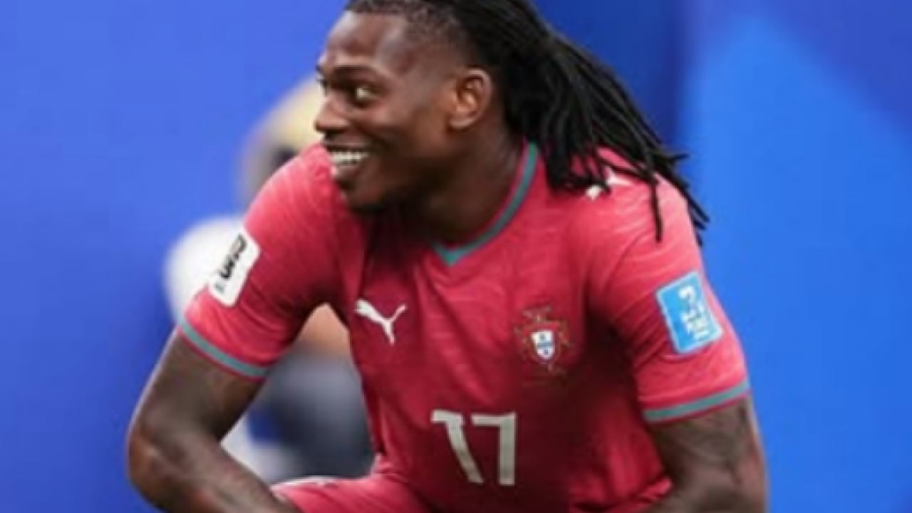 Foto - Taraftarlar bu konuyu merak ediyor: Rafael Leao imza atmaya yakın! Fenerbahçe mi?