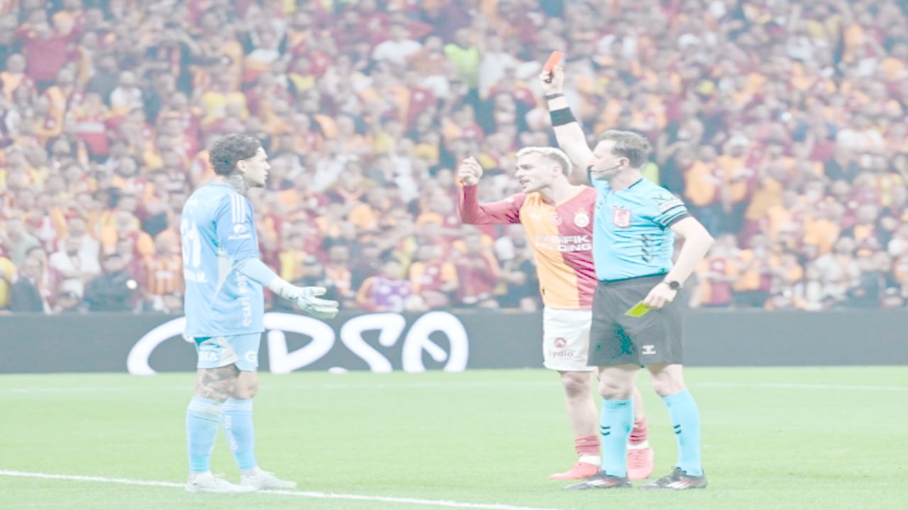 Foto - Herkes merak içinde! Fenerbahçe’de derbi hezimeti sonrası dikkat çeken Aziz Yıldırım gelişmesi