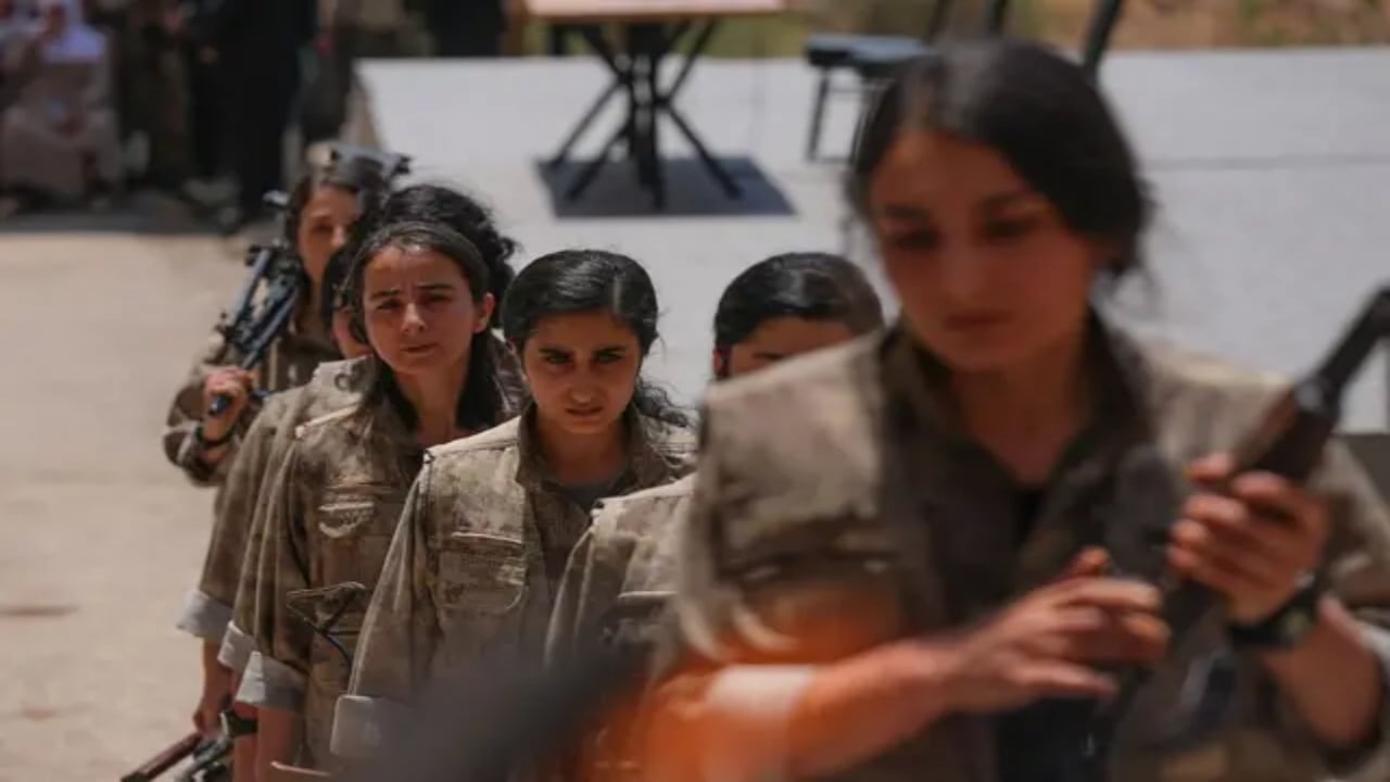 Foto - Herkes ne diyeceklerini merak ediyordu! DEM Parti’den, PKK’nın tarihi kararı sonrası ilk açıklama