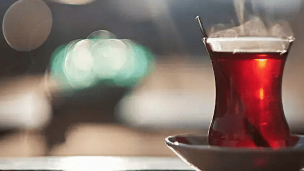 Foto - Herkes peşinde bu lezzetin ama... Araştırmaya göre düzenli çay tüketimi, yaşlı kadınlarda...