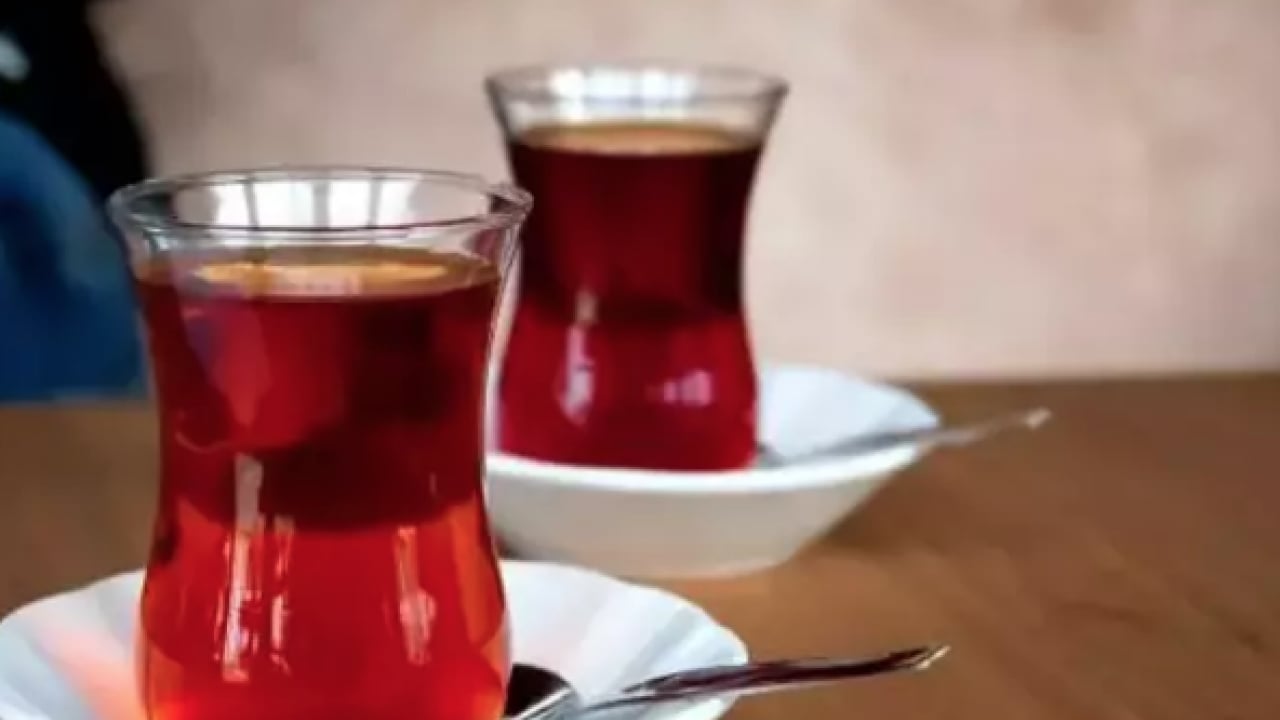 Foto - Herkes peşinde bu lezzetin ama... Araştırmaya göre düzenli çay tüketimi, yaşlı kadınlarda...