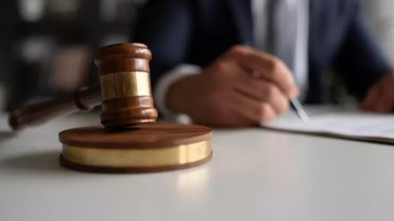 Foto - Herkesin alay konusu oldu: İşte en çok değiştirilen soyadı!