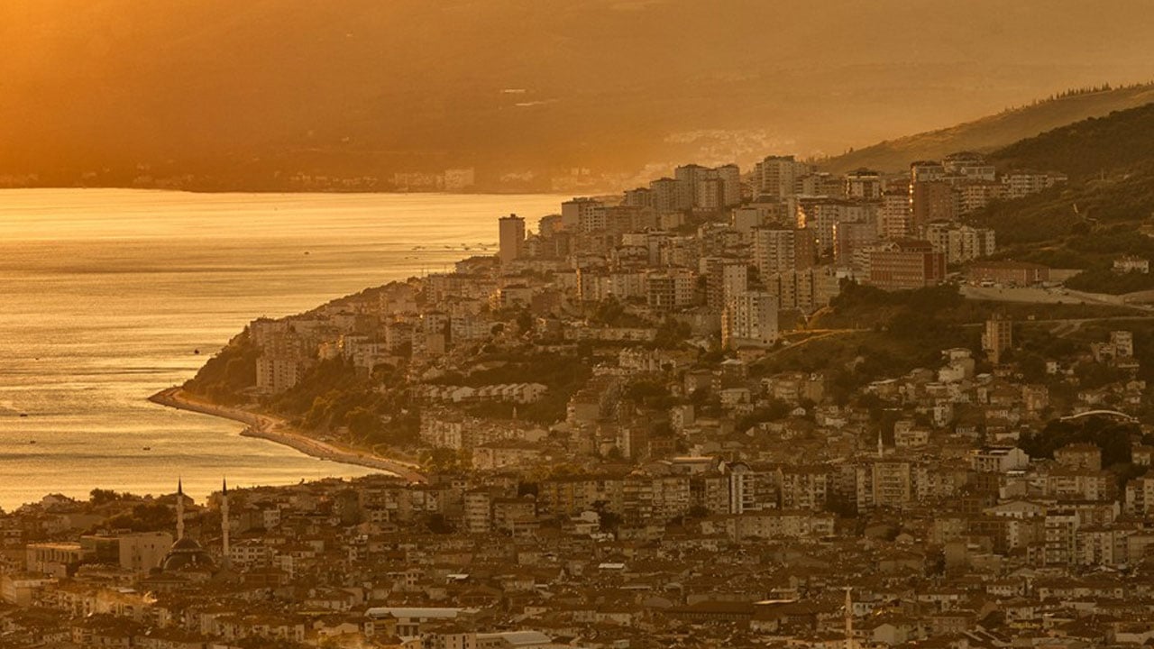 Foto - Herkesin merak ettiği konuya nokta koydu… Şener Üşümezsoy açıkladı! İstanbul’da 8 büyüklüğünde deprem olur mu? 