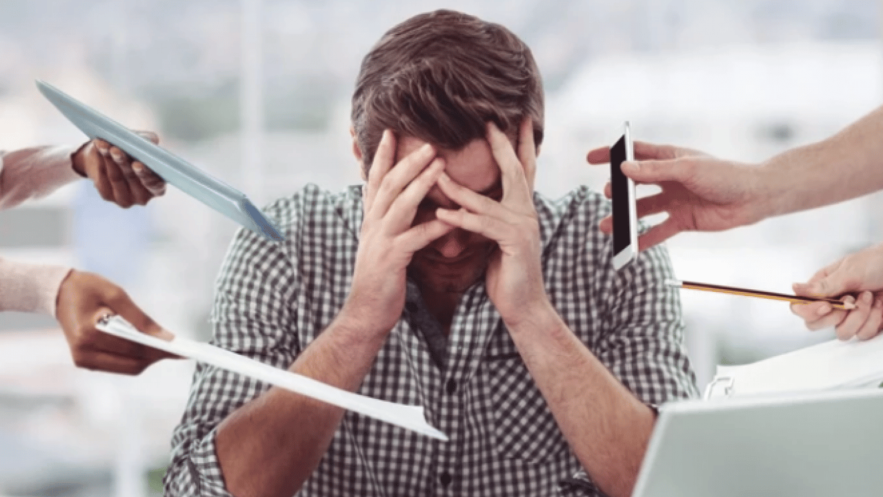 Foto - Hiç bilinmeyen sorunlar değil! Mesajlar, bildirimler sessiz katil mi? Resmen bitirecek kafamızı... 