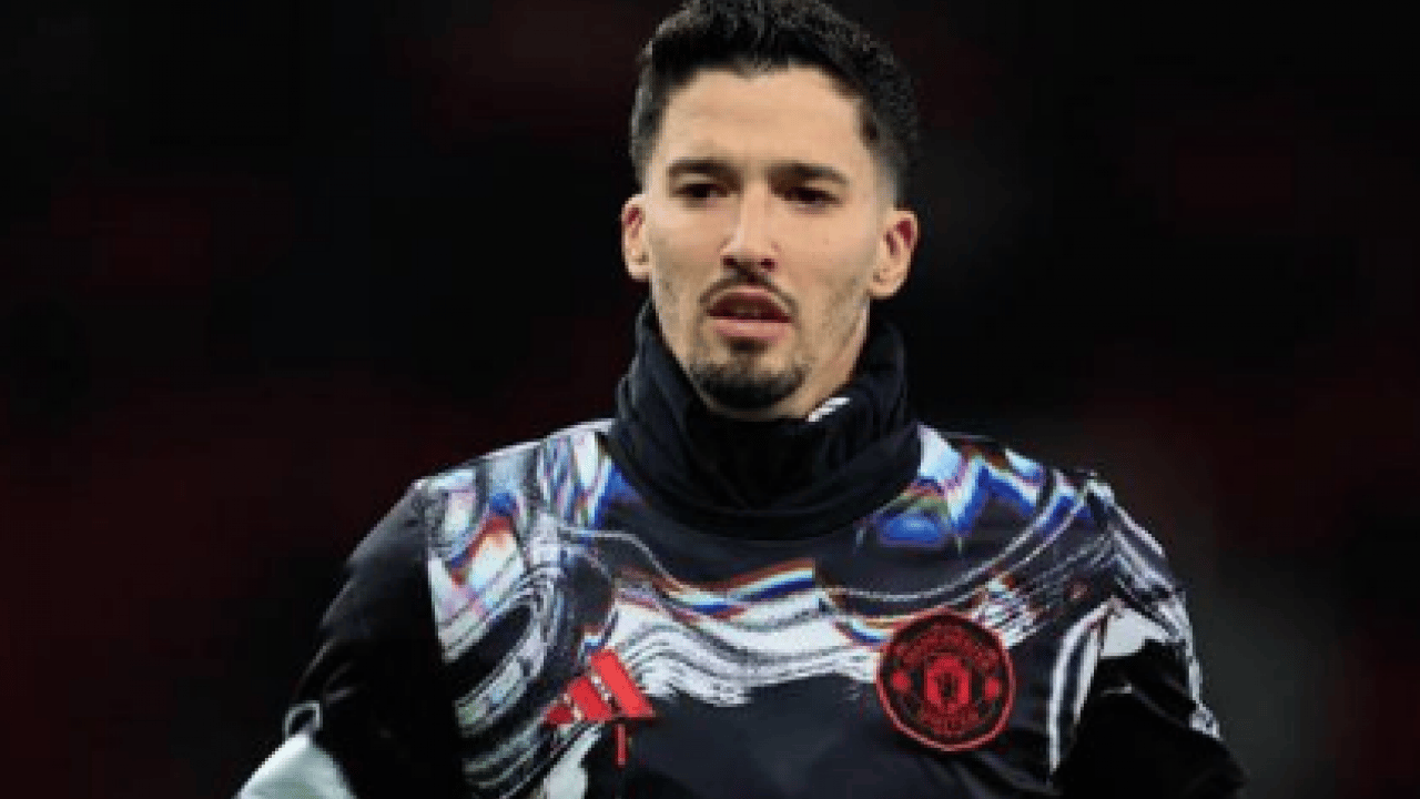 Hiç hesapta olmayan kararın açıklanması an meselesi... Beşiktaş, Altay Bayındır'la anlaşma sağladı