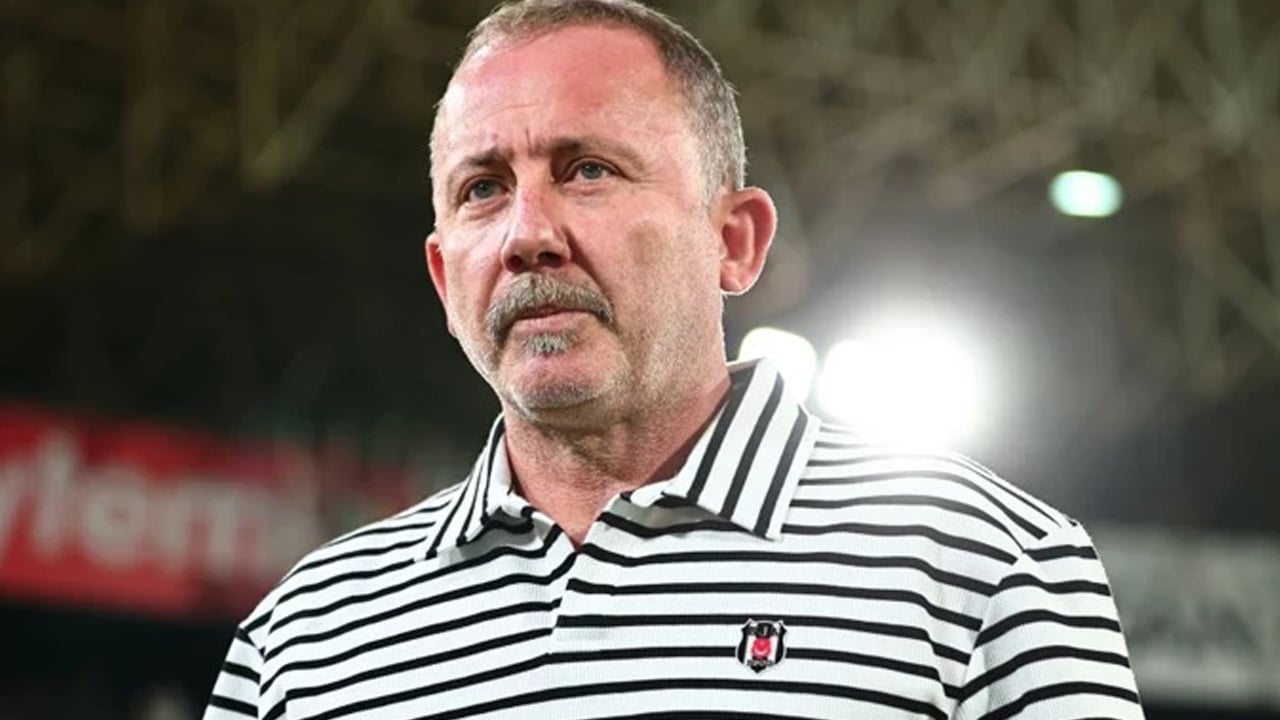 Foto - Hiç hesapta yoktu: Beşiktaş taraftarından istifa tezahüratı! Sergen Yalçın'la taraftar karşı karşıya! İstifa istediler