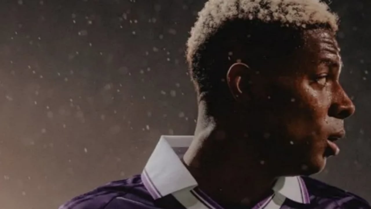 Foto - Hiç kimse bunu beklemiyordu: Devin Özek takipte! İşte Brüksel'de izlediği kanat