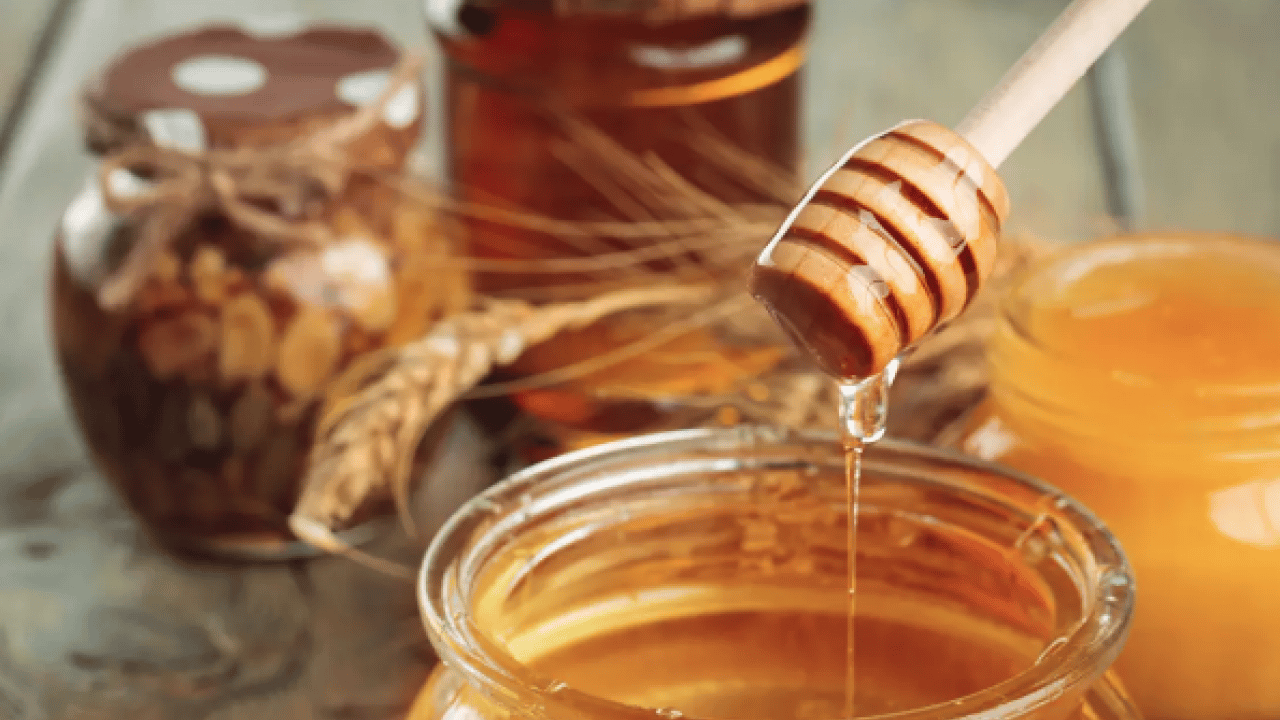 Foto - Hidroksimetil furfural adlı bir bileşik... Balı kahvaltıda mutlaka böyle tüketin!