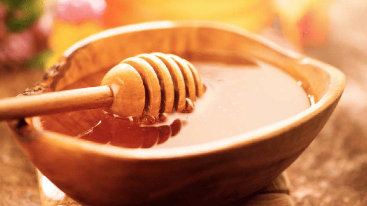 Hidroksimetil furfural adlı bir bileşik... Balı kahvaltıda mutlaka böyle tüketin!