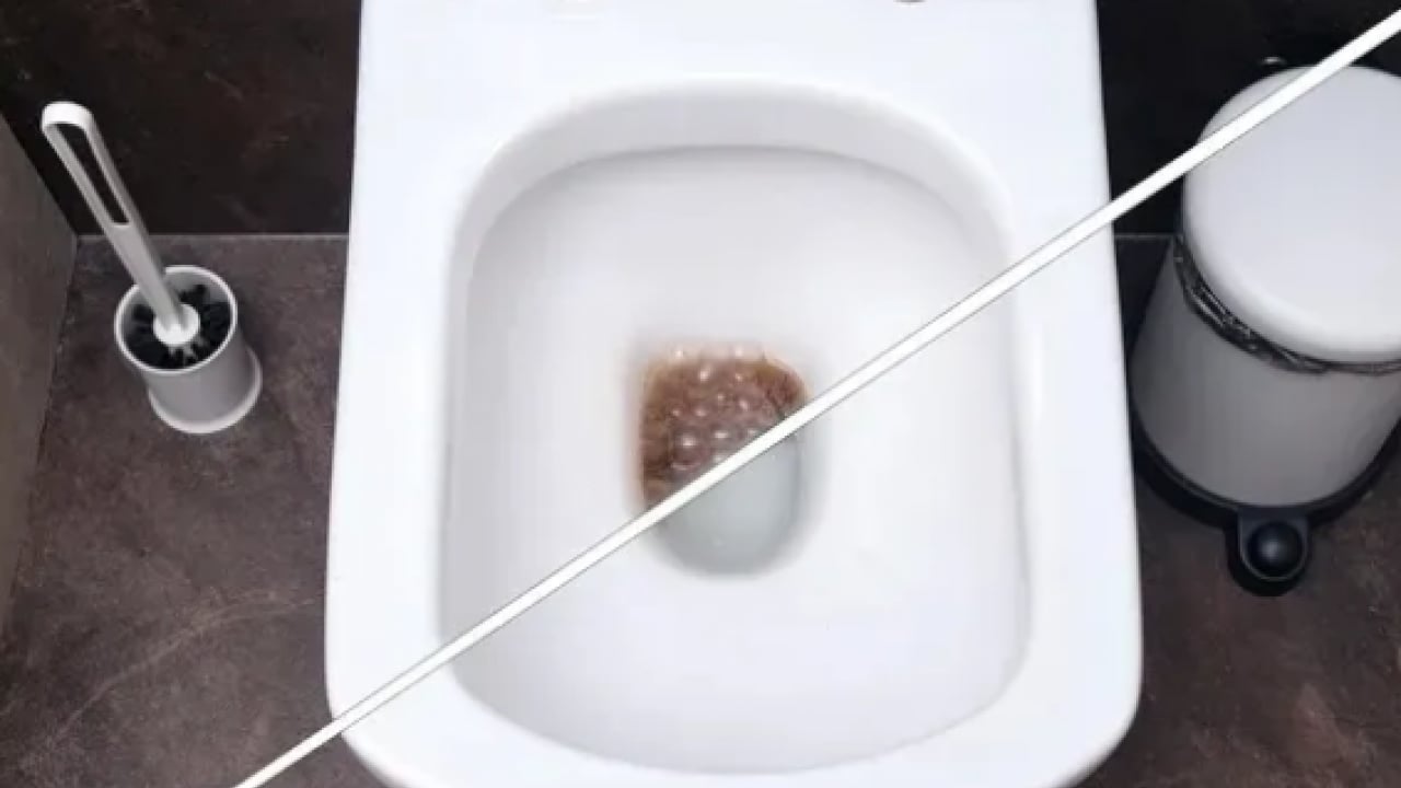 Hijyen farkı... Tuvaletteki sarı lekeleri anında yok ediyor! Çamaşır suyunun tahtı sallanacak...