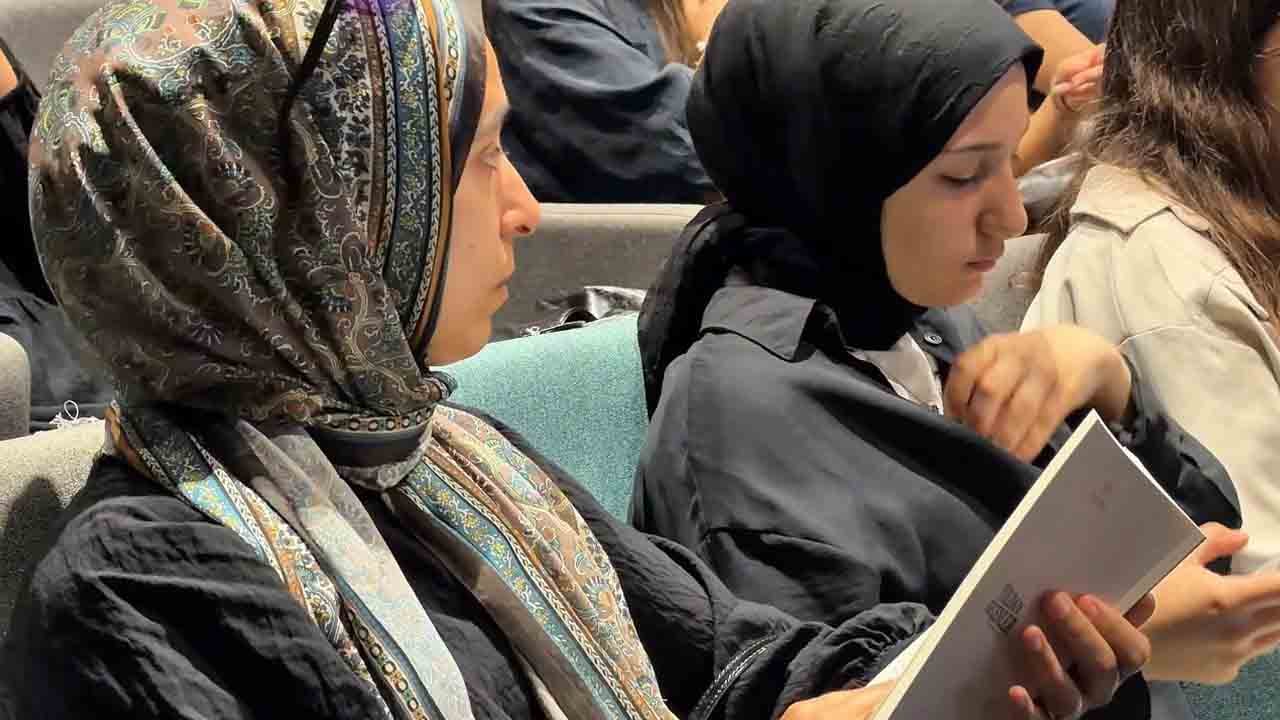 Foto - Hikayelerinin ilham kaynağıydı: Konuk Mustafa Kutlu öğrenciler mutlu