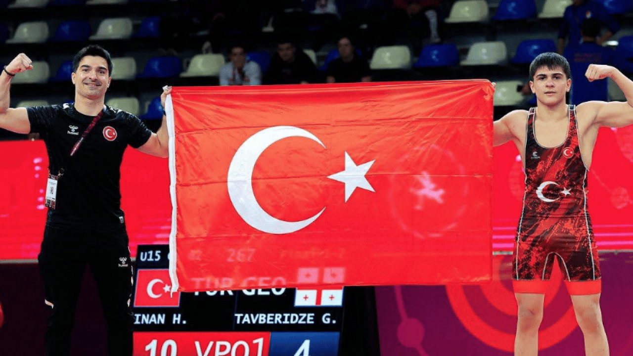 Foto - Hikmet Emre İnan Avrupa şampiyonu oldu