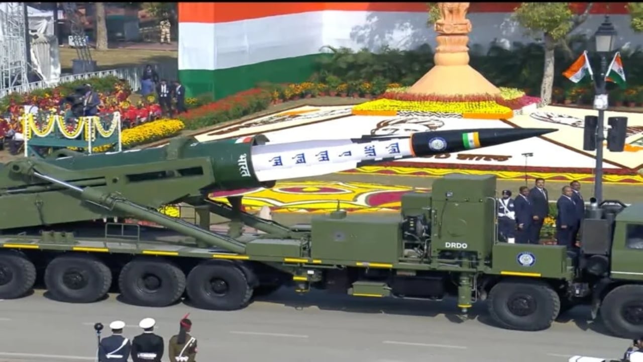 Foto - Hindistan’dan Türk SİHA’larına karşı "hipersonik" çırpınış: 1500 km menzilli füzeyle meydan okudular