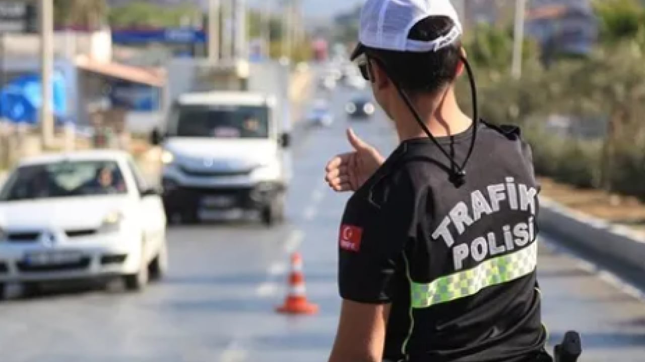 Foto - Hız sınırı toleransı kalkmıştı: Yeni cezaları duyanlar küçük dilini yuttu!
