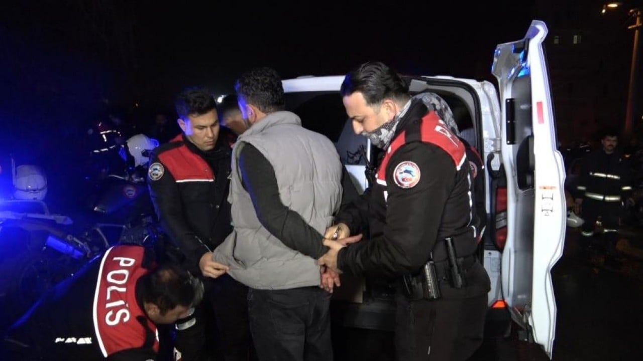 Foto - Hızlı kundakçı bulduğunu yaktı!