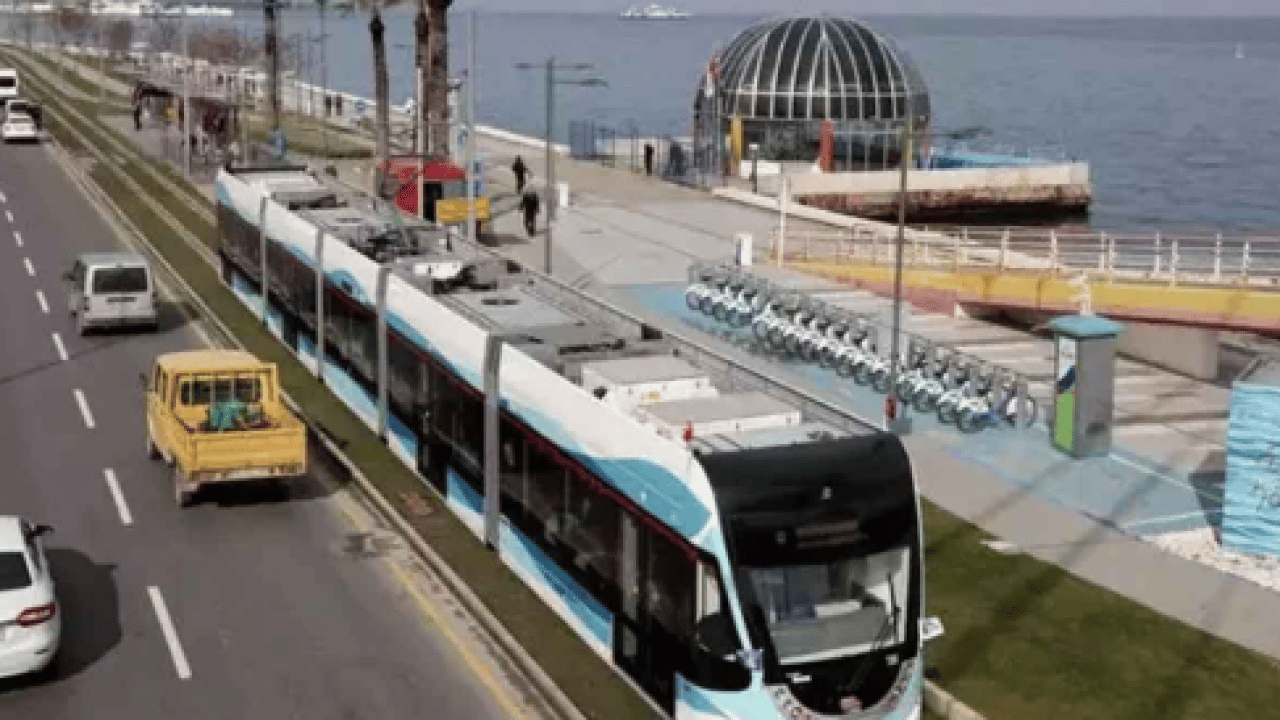 Foto - Hizmet alamayan kente zam yağmuru: CHP’li belediyeden ulaşıma dev neşter! Ücretler uçuşa geçti