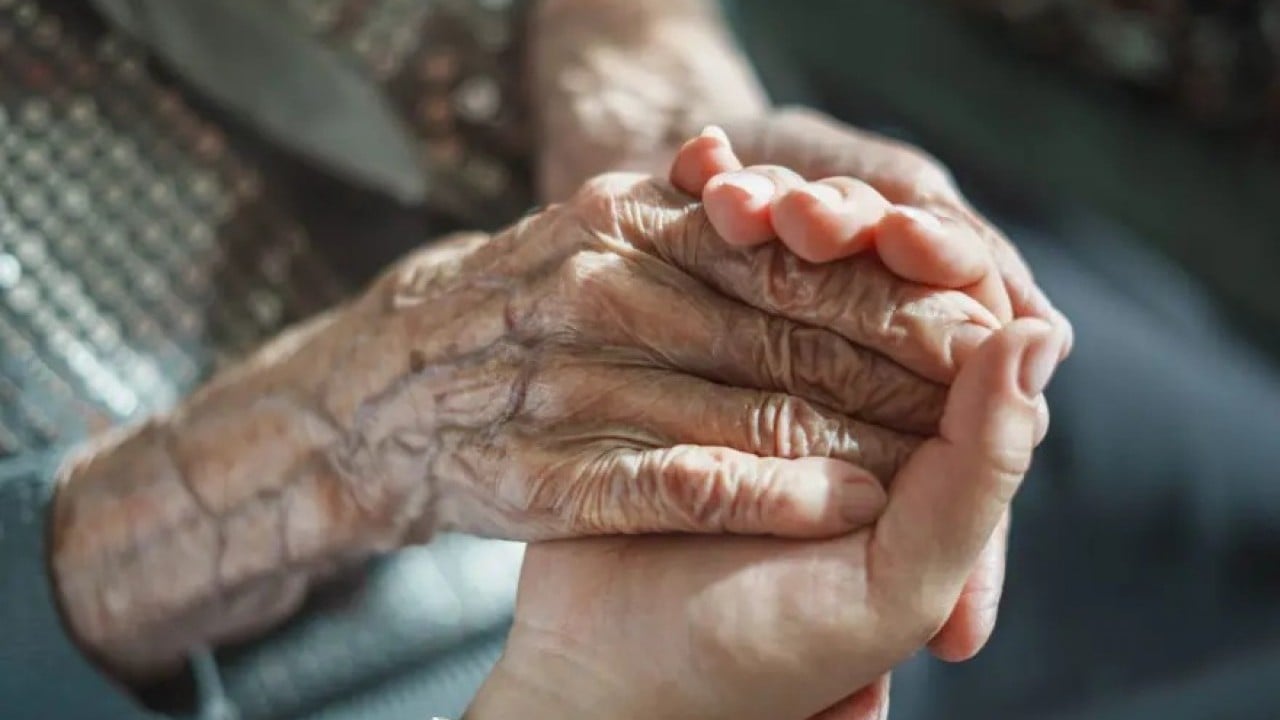 Hücreler yeniden gençleşiyor: Yaşlanmaya karşı bilimsel umut