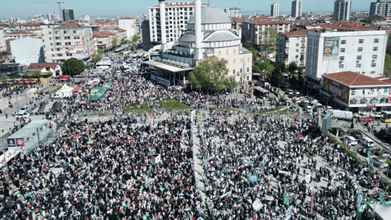 Foto - HÜDA PAR Genel Başkanı İstanbul’da Mevlid-i Nebi etkinliğine katıldı