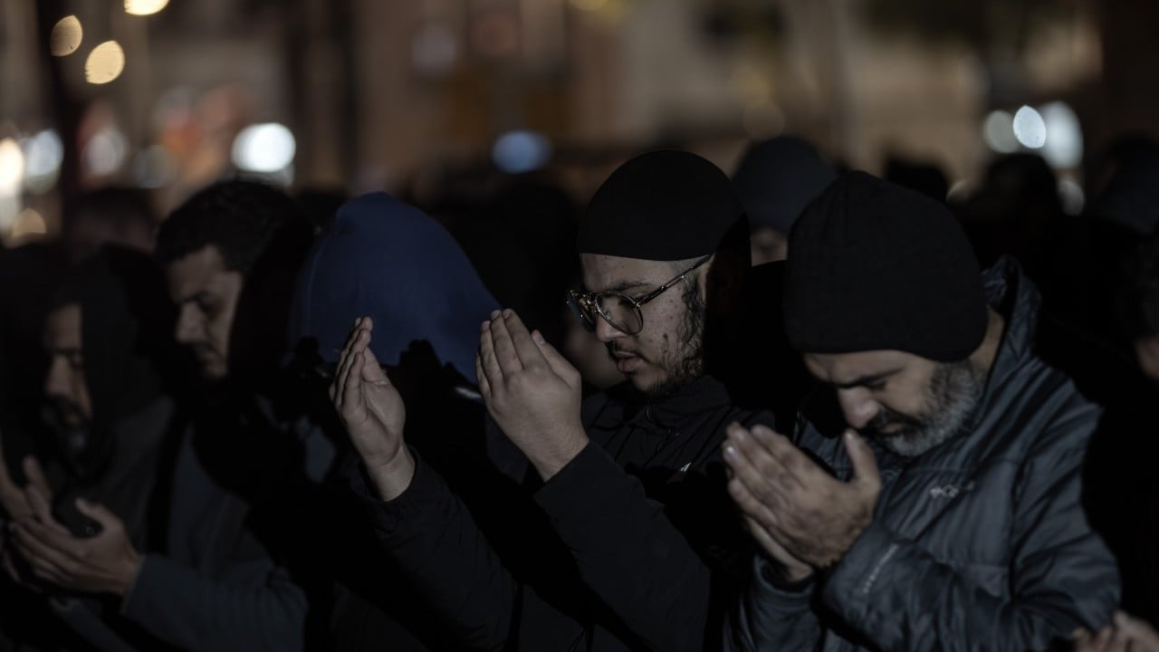 Foto - HÜDA PAR: Mescid-i Aksa’yı ibadete kapatmak İslam ümmetine karşı açık bir savaş ilanıdır