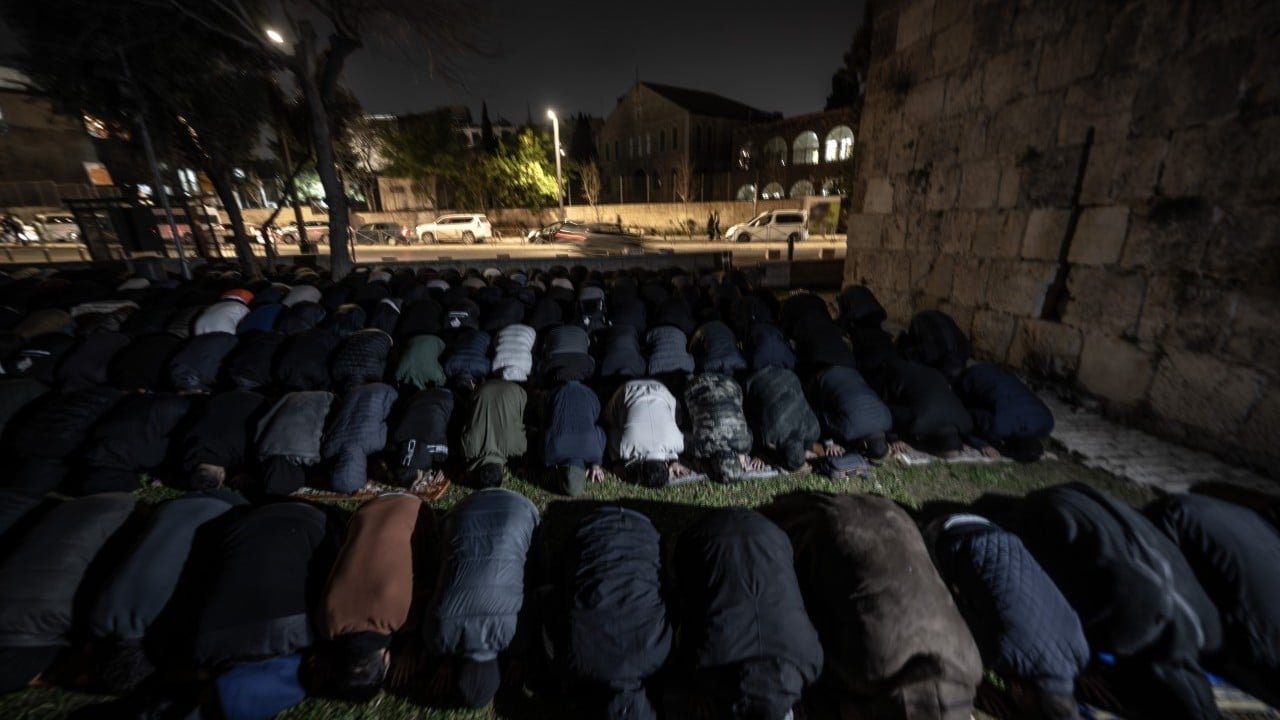 Foto - HÜDA PAR: Mescid-i Aksa’yı ibadete kapatmak İslam ümmetine karşı açık bir savaş ilanıdır