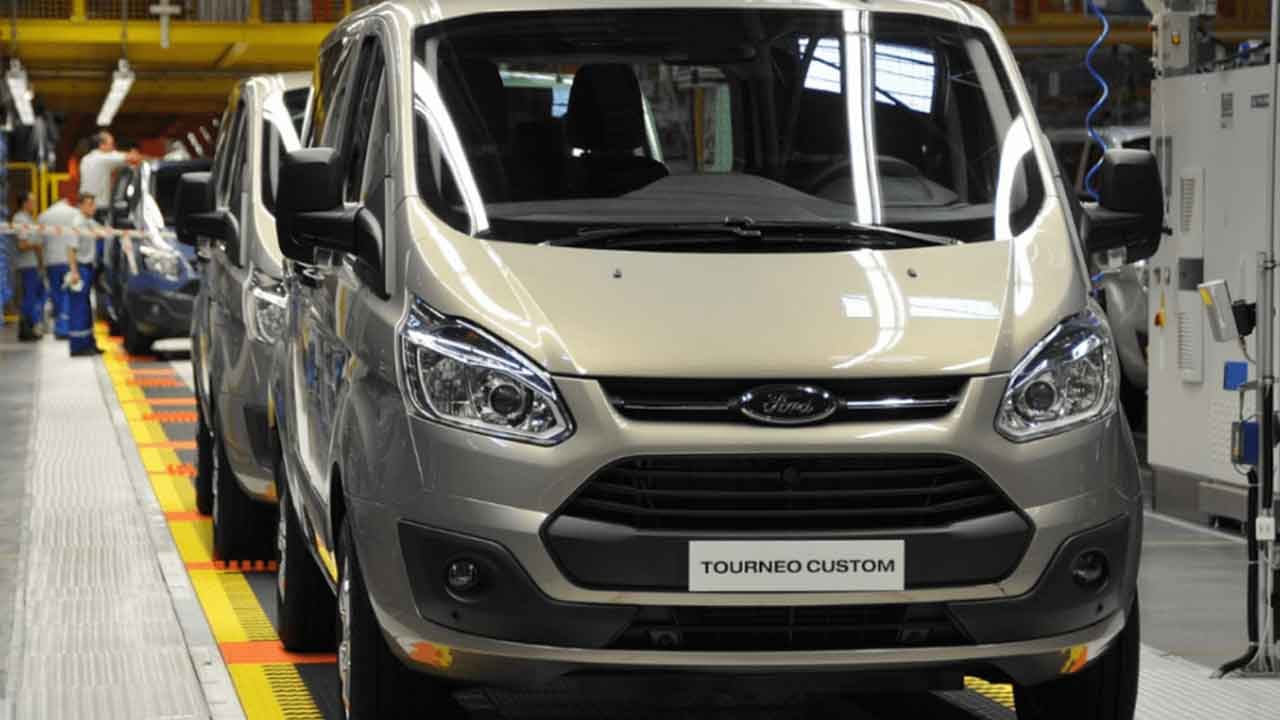 Foto - Hükümete parmak sallaya sallaya cebini dolduruyordu: Devletin hamlesi Koç'u havalara uçuracak