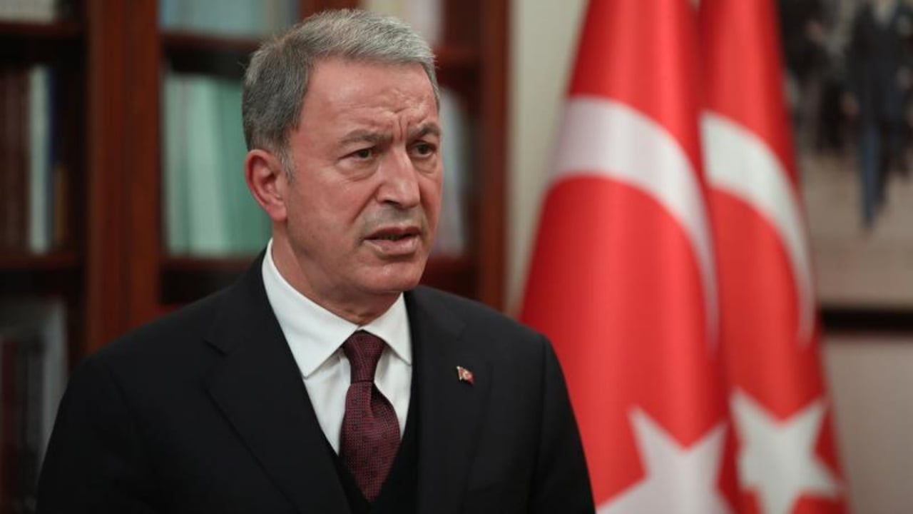 Foto - Hulusi Akar’dan "Ada" hayali kuran gafillere efsane kapak: "Yüzme bilmeyen gelmesin"
