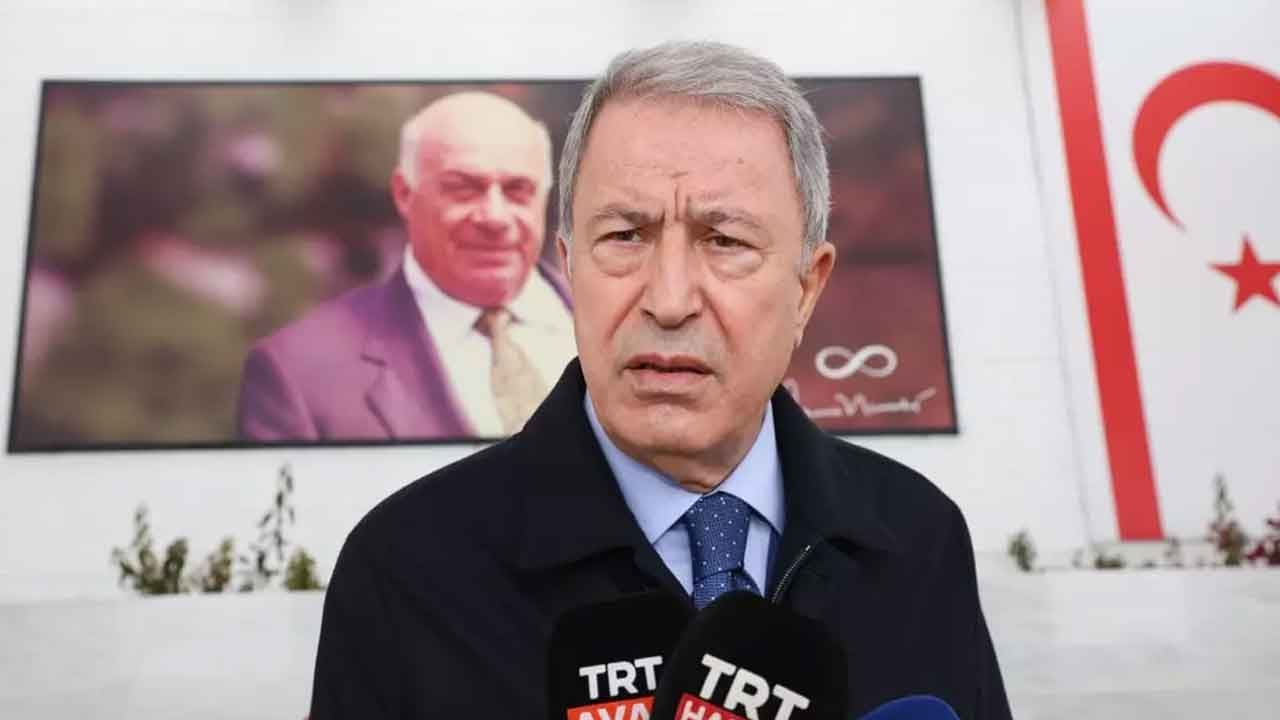 Foto - Hulusi Akar'dan dünyaya Kıbrıs mesajı