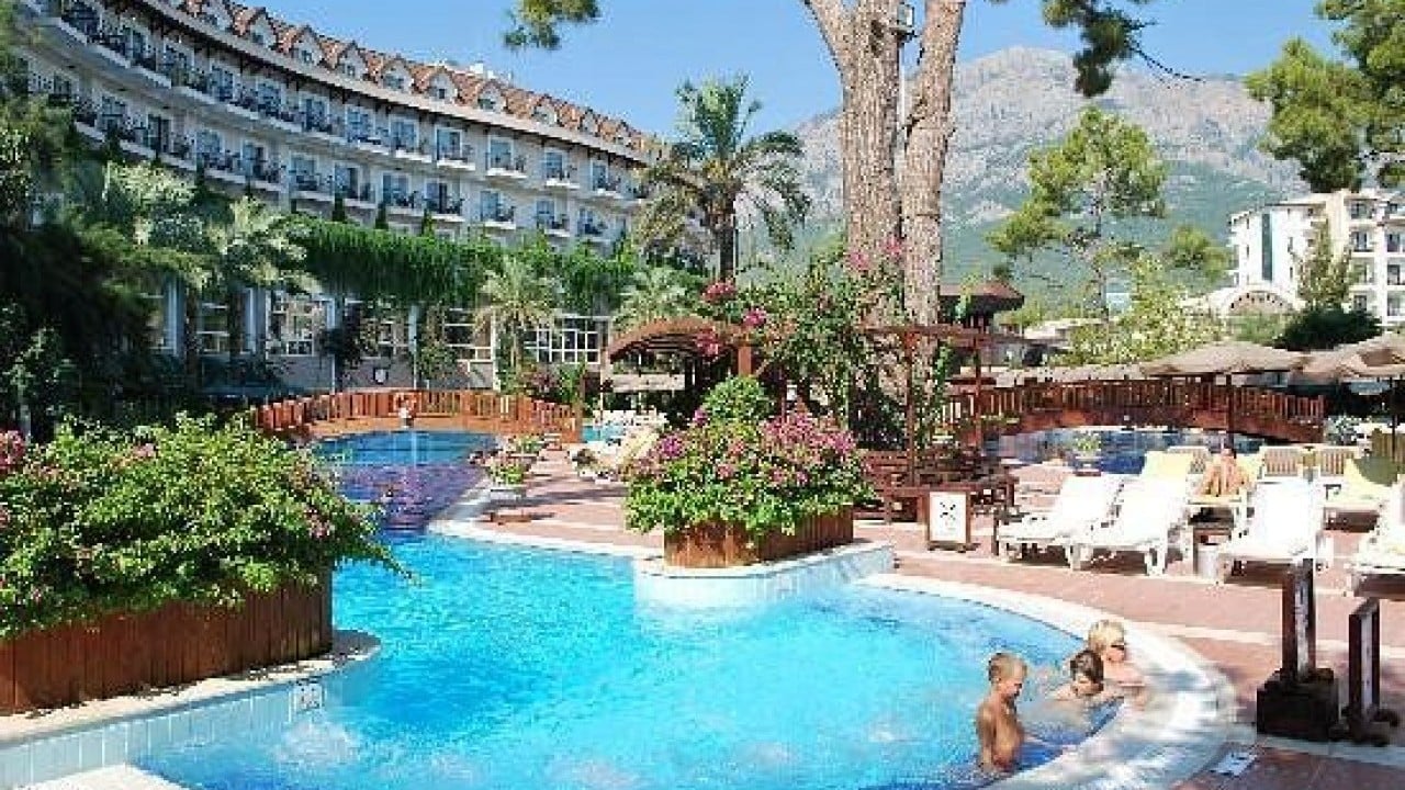 Foto - Hülya Koçyiğit'in damadına aitti! Satılmasına karar verildi