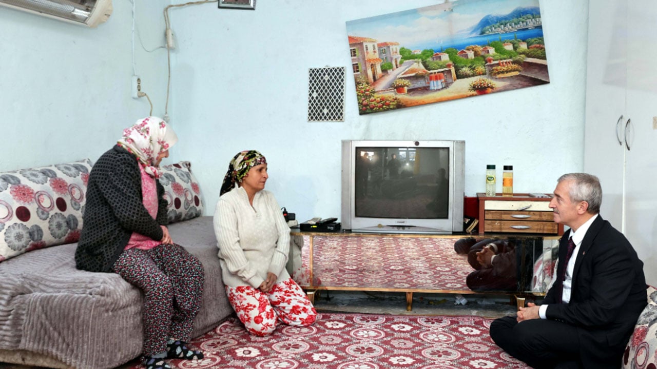 Foto - Hurdacı kadının hassasiyeti gözleri yaşarttı! Belediye kartını bakın ne yaptı