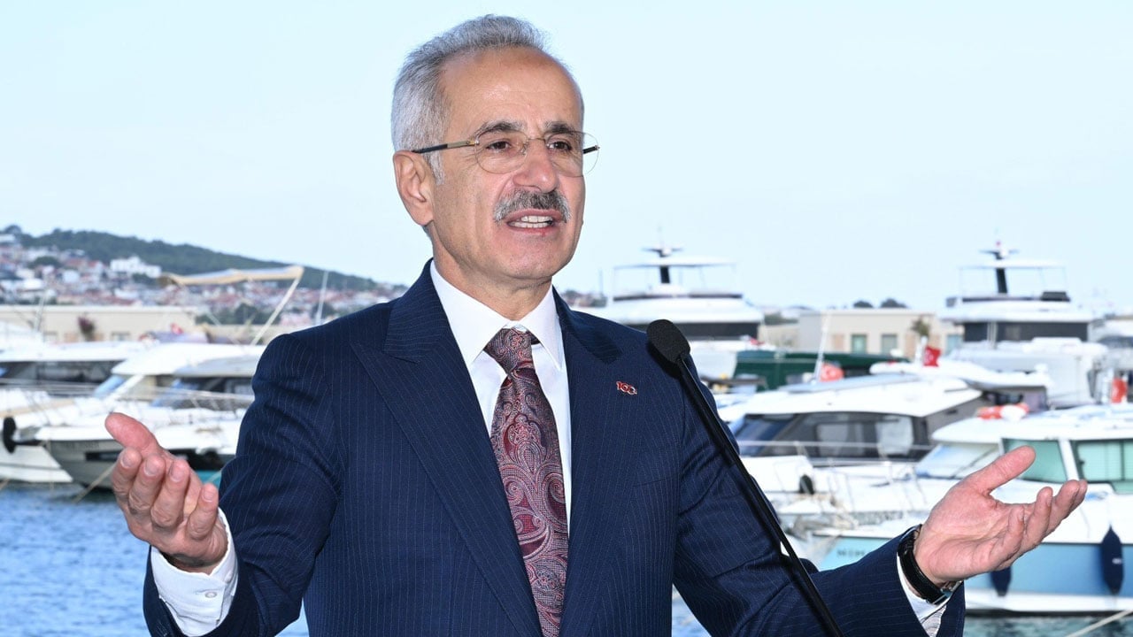Foto - Hürmüz krizine rağmen Türk limanları ilk yarıyı artışla kapattı: Elleçlenen yük yüzde 1,5 artarak 279 milyon 112 bin 301 tona ulaştı