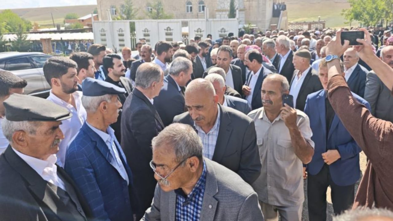 Foto - Husumetin yerini kardeşlik aldı