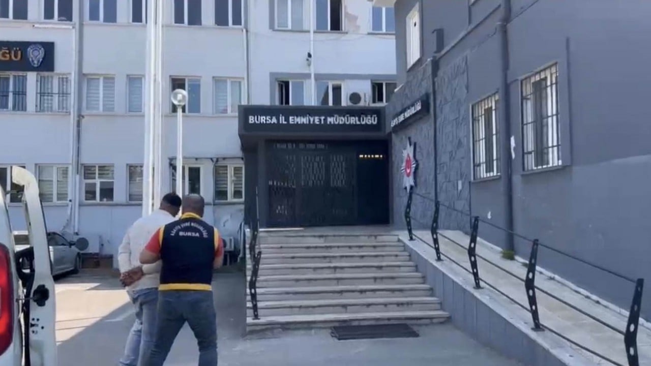Foto - Husumetlisini kurşun yağmuruna tutup kaçan şahıs polisin amansız takibiyle 1 saatte enselendi!