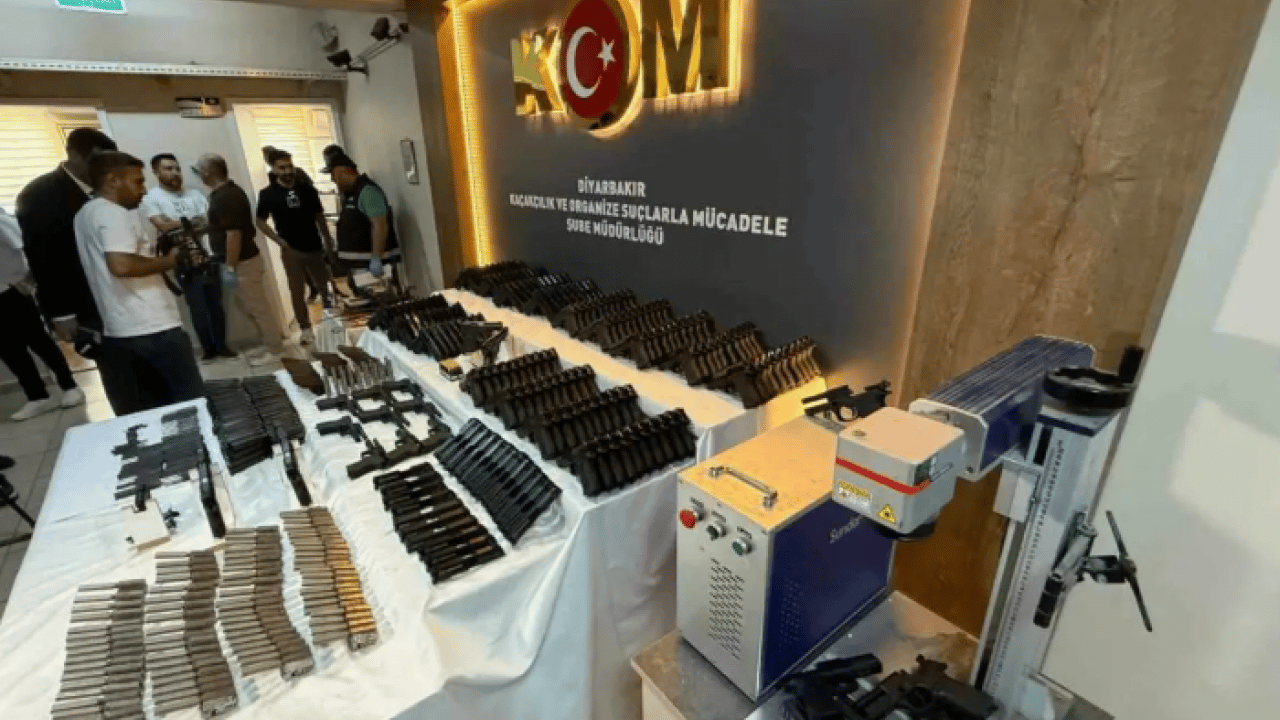 Foto - Huzur ve güven için şafak operasyonu: Ruhsatsız silah taşıyanın kaçacak yeri yok