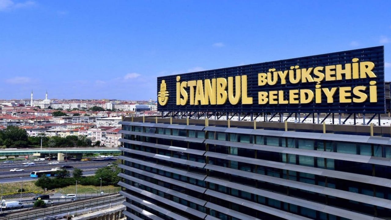 Foto - İBB depolarda göz göre göre çürüttü! İstanbullunun parası hurdaya döndü