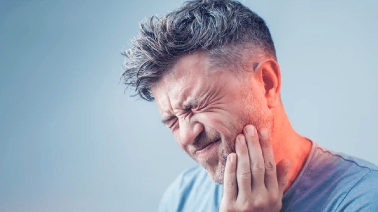 Foto - İbn-i Sina asırlar öncesinden taktiği vermiş: Bir kez sürünce diş ağrısı kesiliyor!