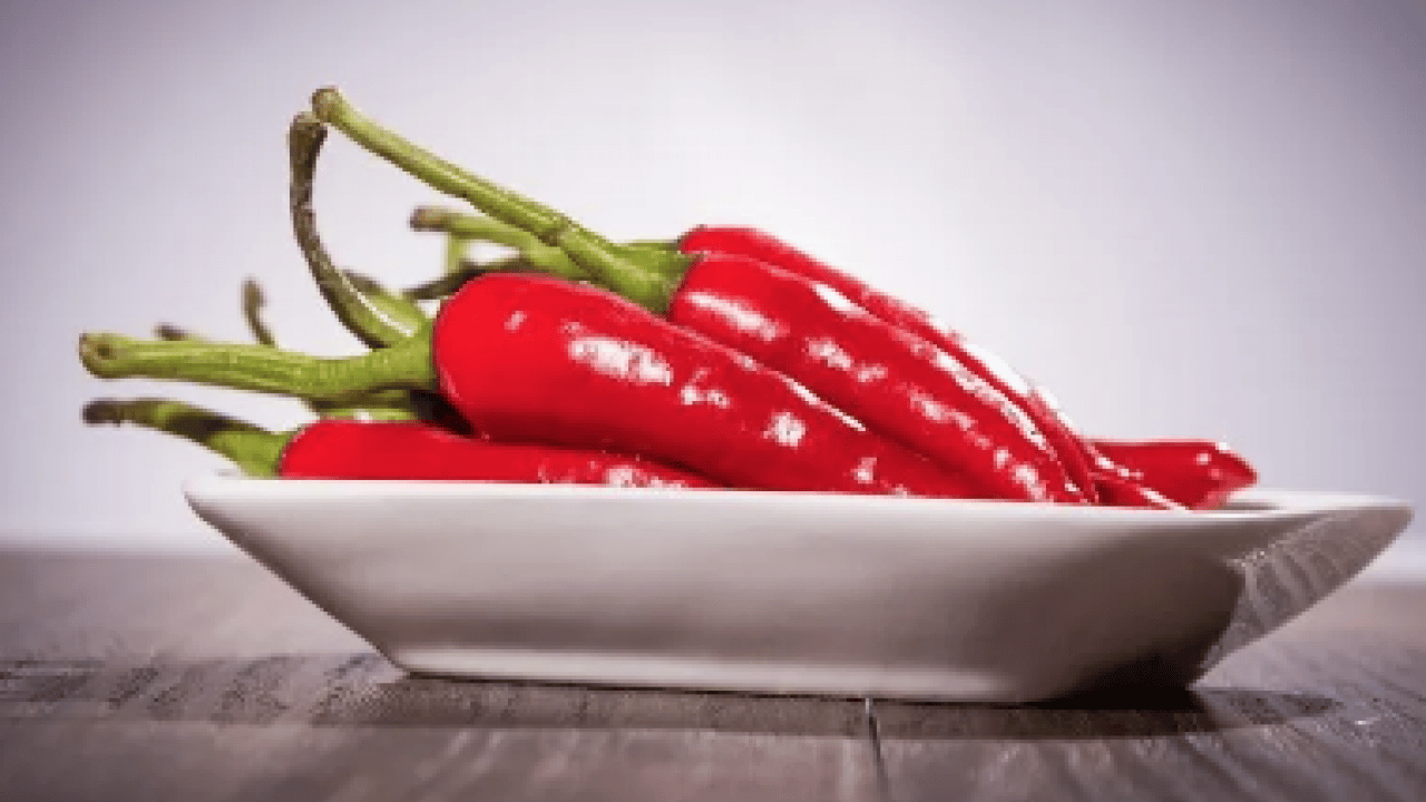 Foto - İbn-i Sina'nın 1000 yıllık tarifi: Öksürük acı biberle geçecek... Evde öksürüğü ne keser? Çözümü mümkün mü? 