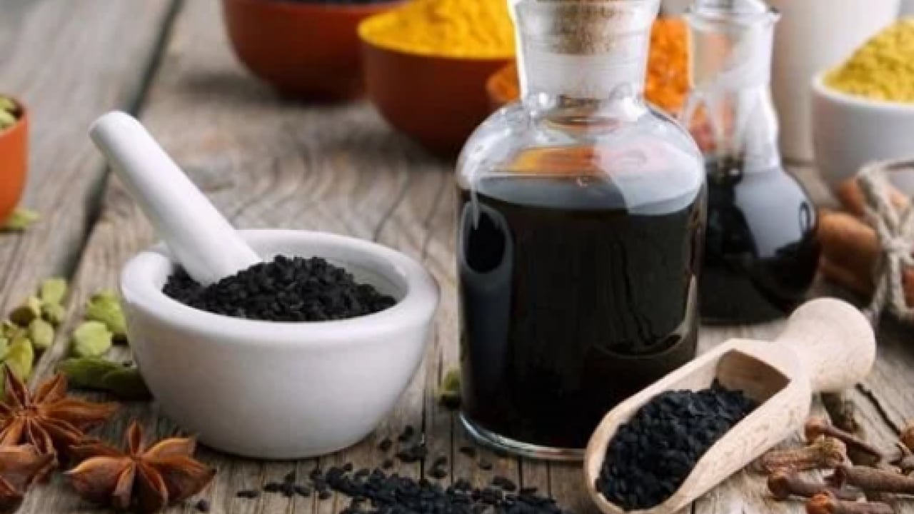 İbn-i Sina'nın çörek otu: Dolabının baş köşesinde duruyor! 1000 yıllık şifa kitabında yazdı! 